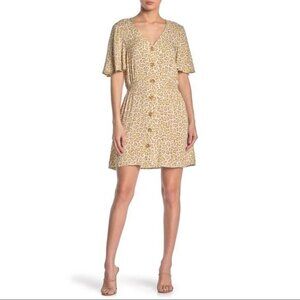 NWT Abound Flutter Sleeve Yellow and Light Brown Button Front Dress